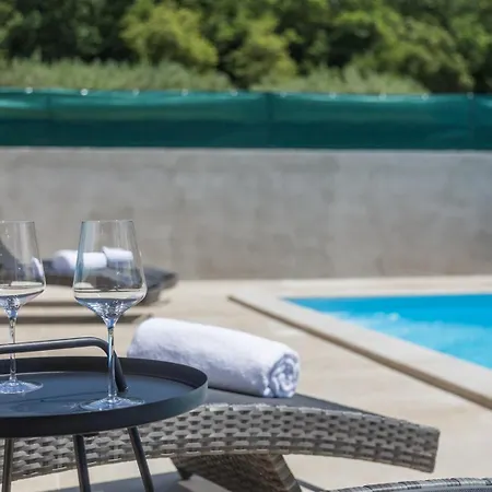 Villa Aria Private Pool Near *