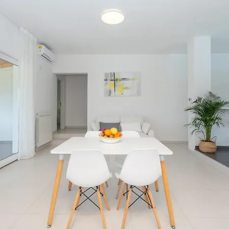 Aria Private Pool Near Villa *